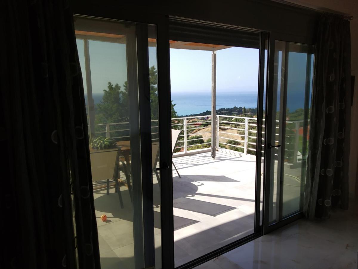 Blue View Sea Apartment Ratzaklíon Exterior photo